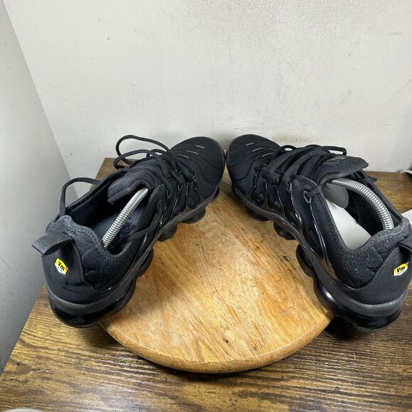 Nike Air Vapormax Plus Shoes Mens Size 12.5 Running 924453-004 main image 8